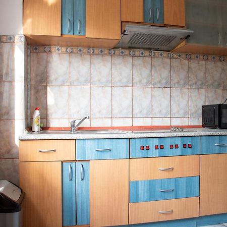 Family-Friendly Apartment Oradea Exterior photo